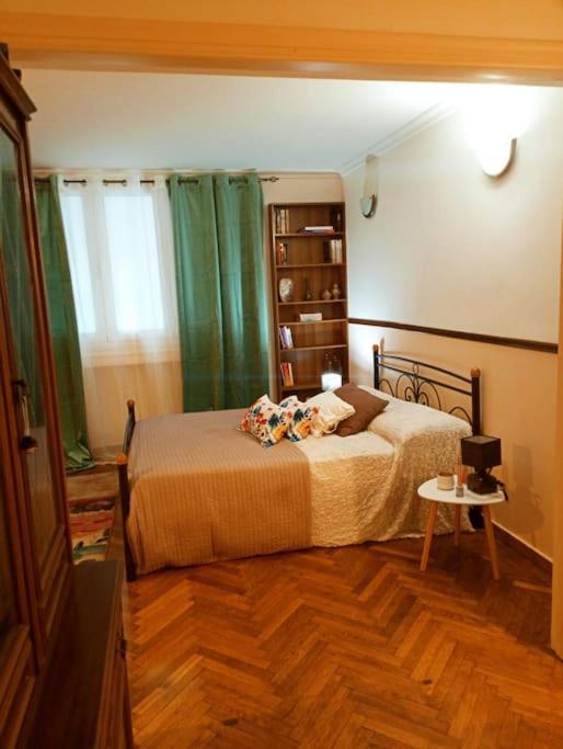 Romantic Apartment Ideal For Women! Athens Ngoại thất bức ảnh